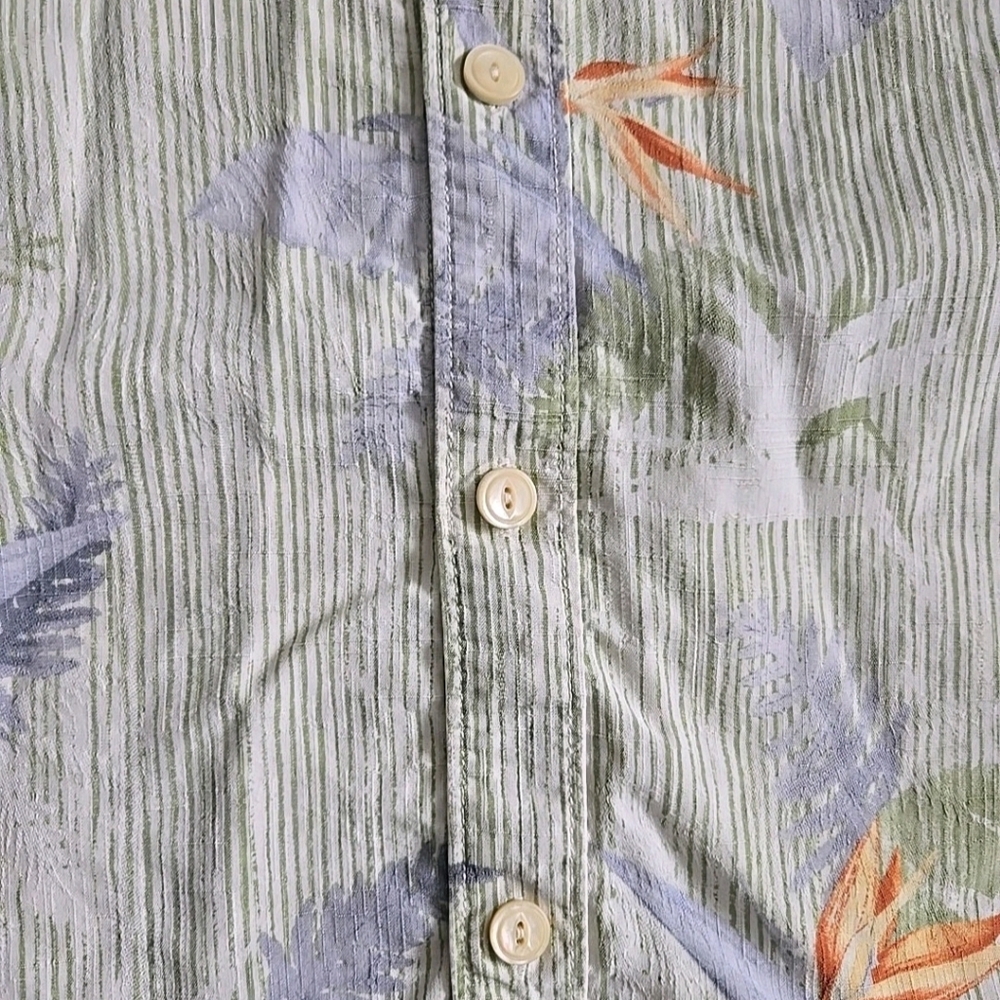 Tommy Bahama Silk Hawaiian Tropical Men's Size XL Button Shirt Short Sleeves - Picture 7 of 9